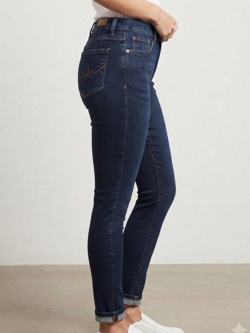 Judy Blue Classic Dark Wash Skinny Fit Signature Stitch Embroidery Vintage Denim